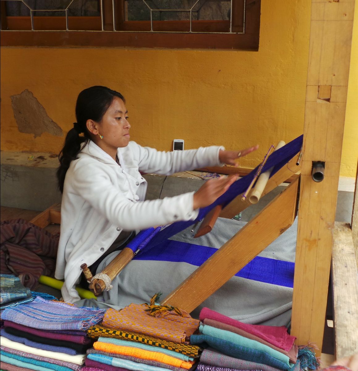 Weaving centre02